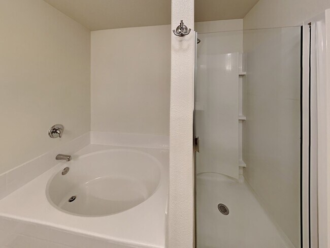 Building Photo - 22431 Bauer Canyon Dr