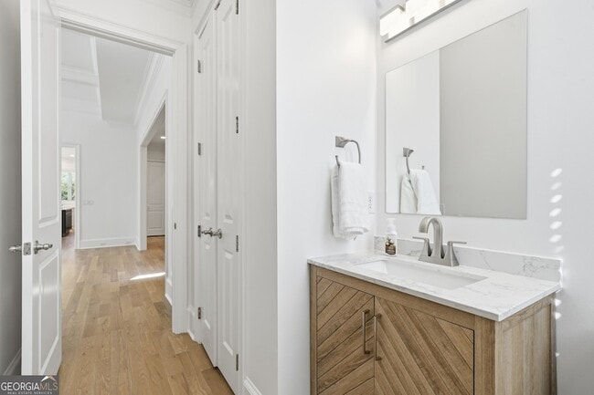 Building Photo - 6740 Castleton Dr NW