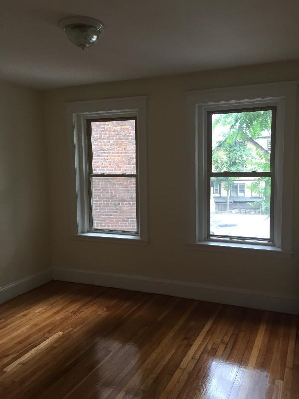 Building Photo - 1 bedroom in Cambridge MA 02138