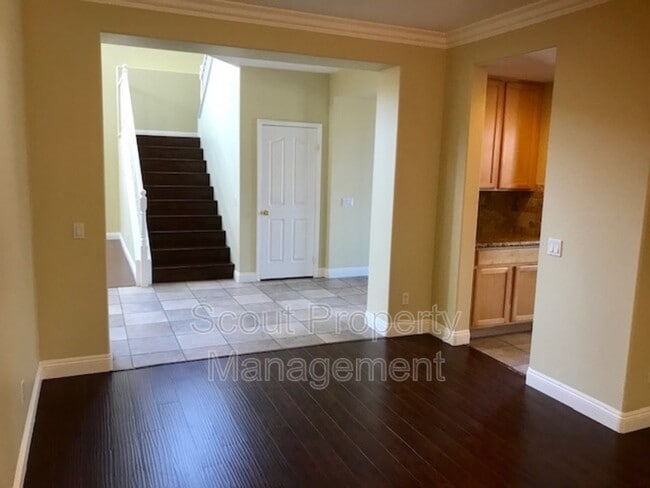 Building Photo - 33454 Twin Hills Way