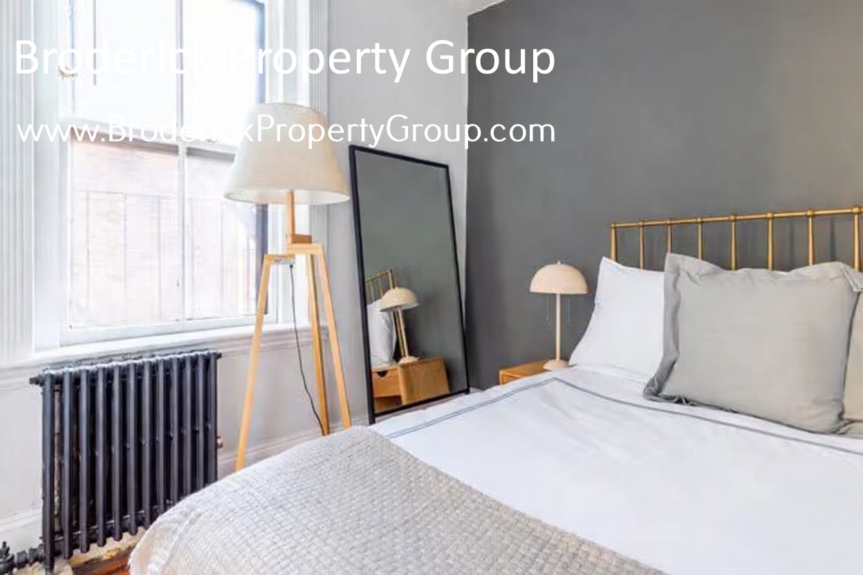 Building Photo - 83 Myrtle St