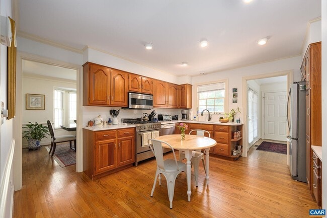 Building Photo - 505 Kellogg Dr