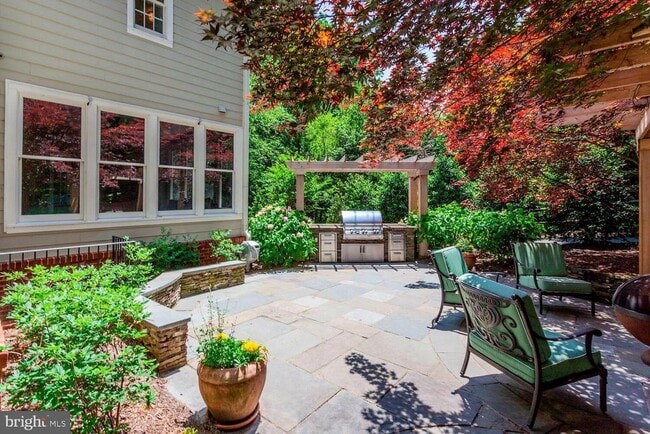 Building Photo - 9110 Sterling Montague Dr