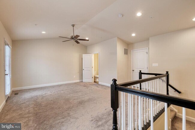 Building Photo - 1071 Red Clover Rd