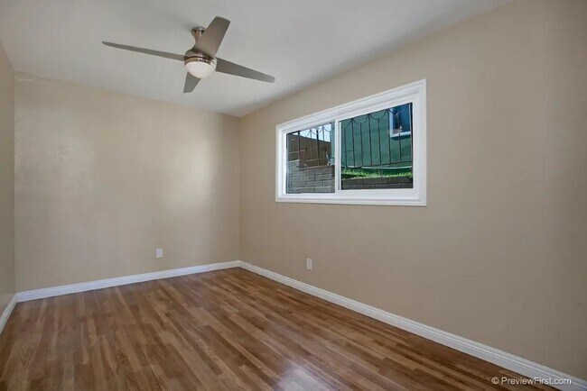 Building Photo - 3739 Ocean View Blvd