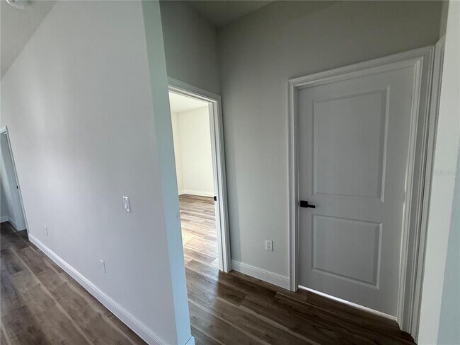 Building Photo - 15354 SW 43rd Avenue Rd