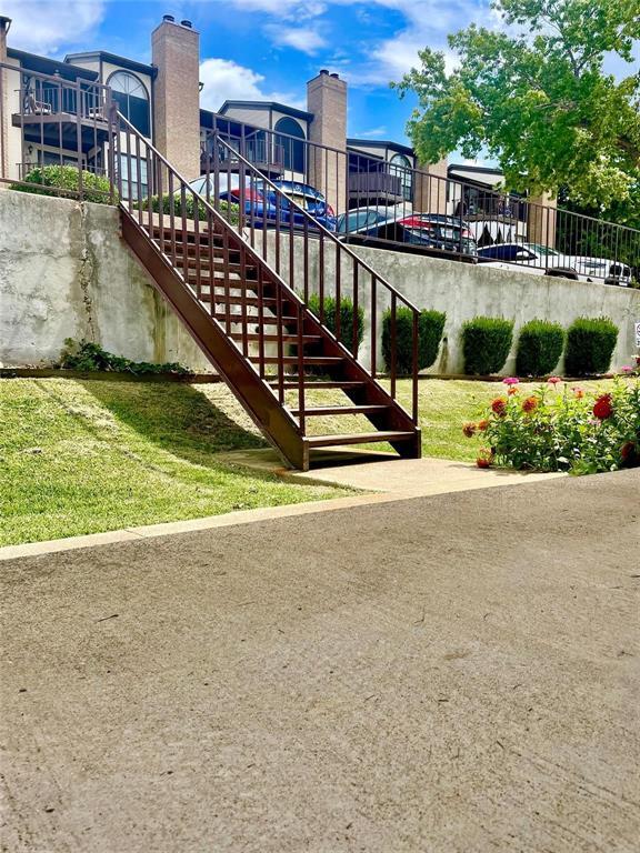 Building Photo - 125 Henry M Chandler Dr