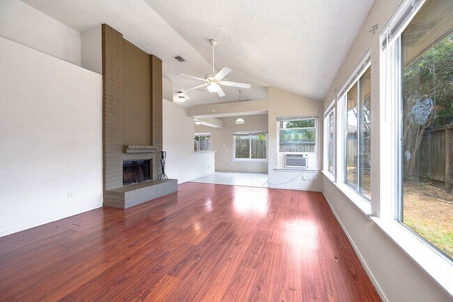 Building Photo - 11918 Westwold Dr