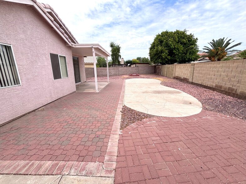 Building Photo - 4166 E Silverwood Dr