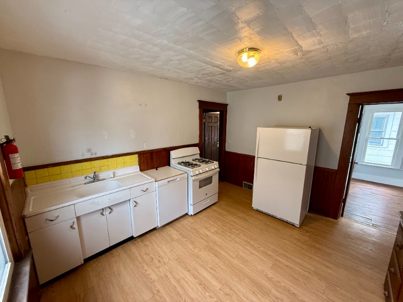 Building Photo - 46 Roanoke Pkwy