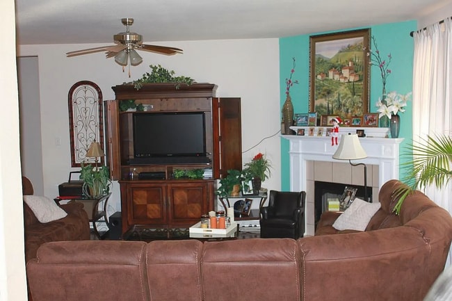 Building Photo - 217 Grooms Rd