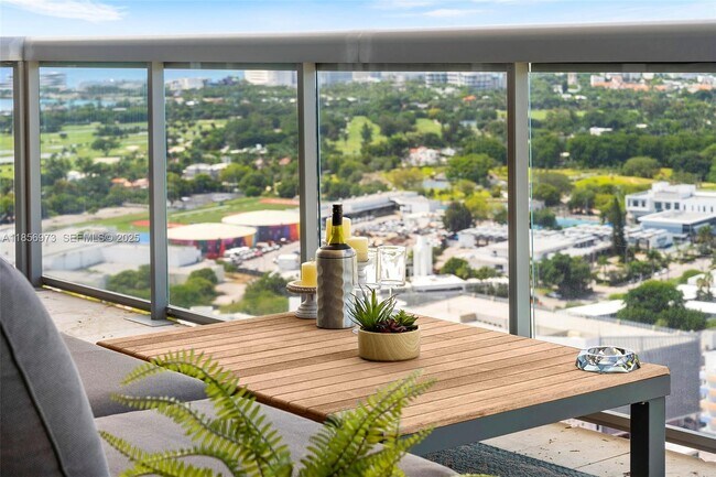 Building Photo - 101 20th St