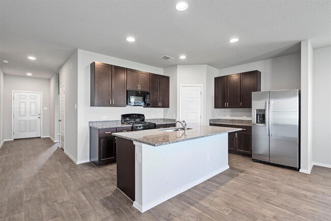 Building Photo - 135 Chesterfield Dr