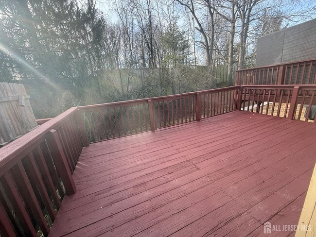 Building Photo - 14 James Cubberly Ct