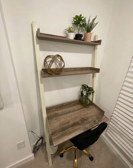 Building Photo - 404 Venable Ave