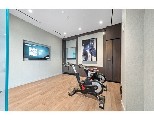 Building Photo - 375 Canal St