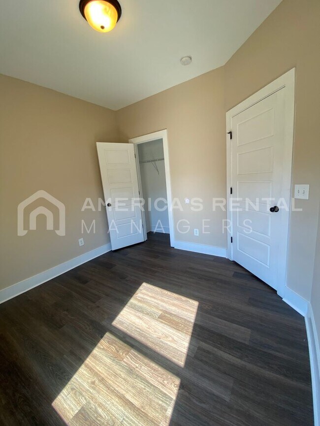 Building Photo - 102 Appaloosa Wy