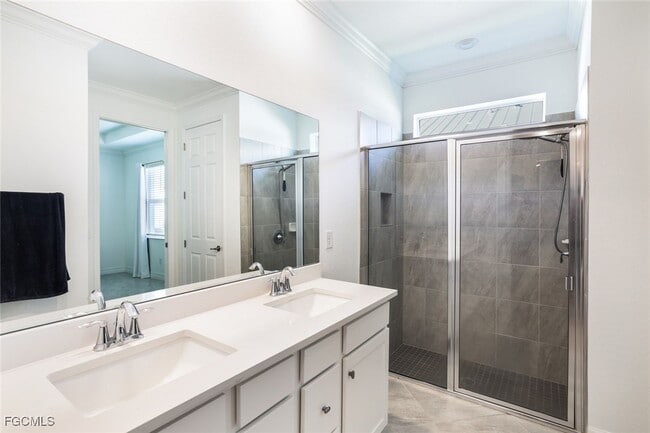 Building Photo - 42090 Lake Timber Dr