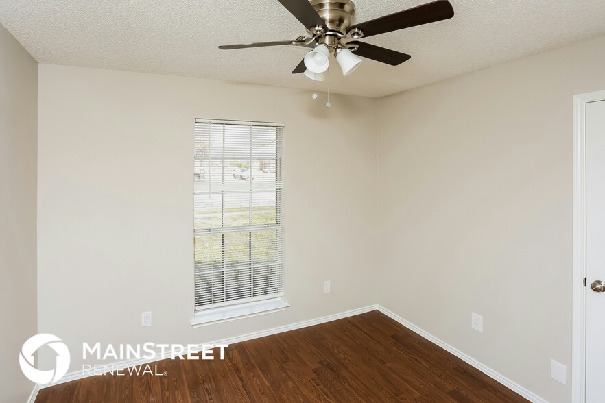 Building Photo - 501 Brazos St