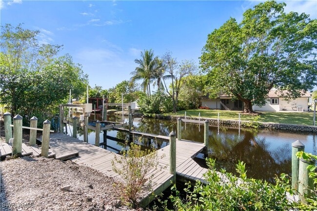 Building Photo - 27130 Flamingo Dr