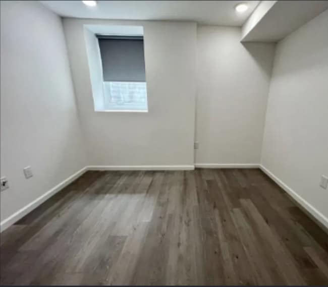 Building Photo - 2632 Manton St