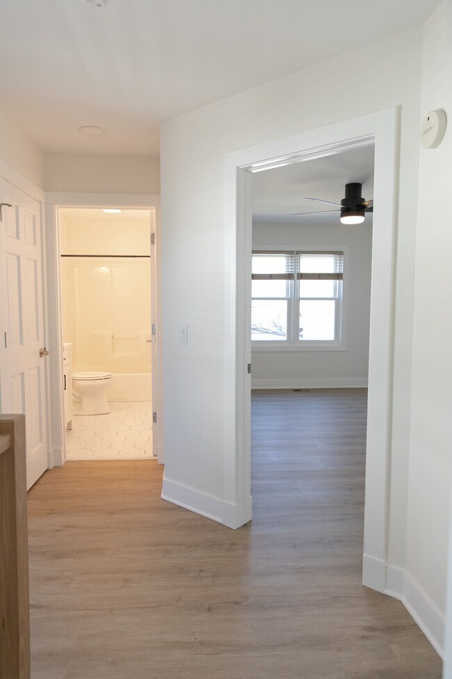 Building Photo - 713 Stevens St