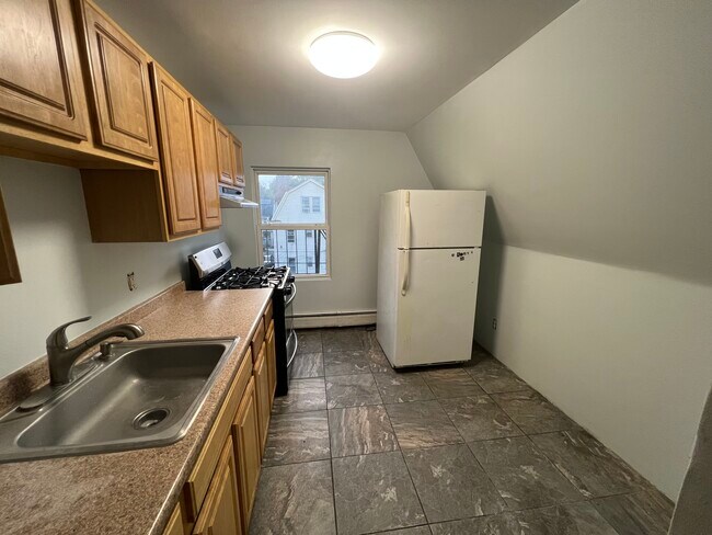 Building Photo - 37 N 16th St