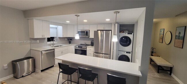 Building Photo - 1200 14th St