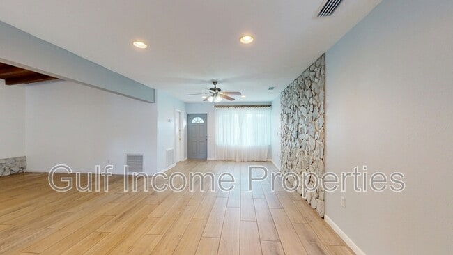Building Photo - 406 47th St NW