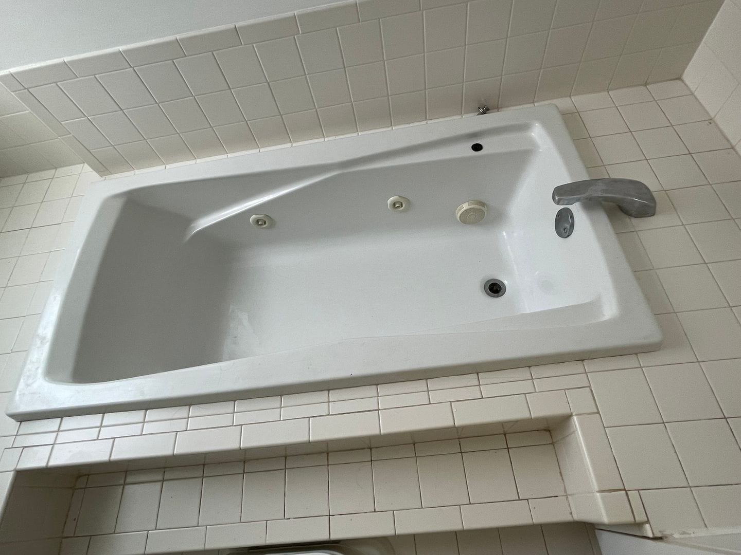 Building Photo - 1154 Bluebird Dr