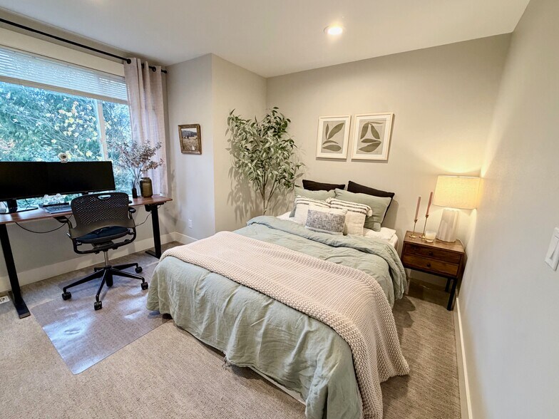 Bedroom #2 - 11855 NE 162nd Ln