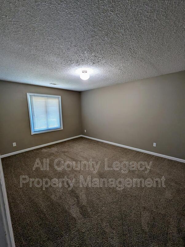 Building Photo - 2134 Fieldstone View Ct