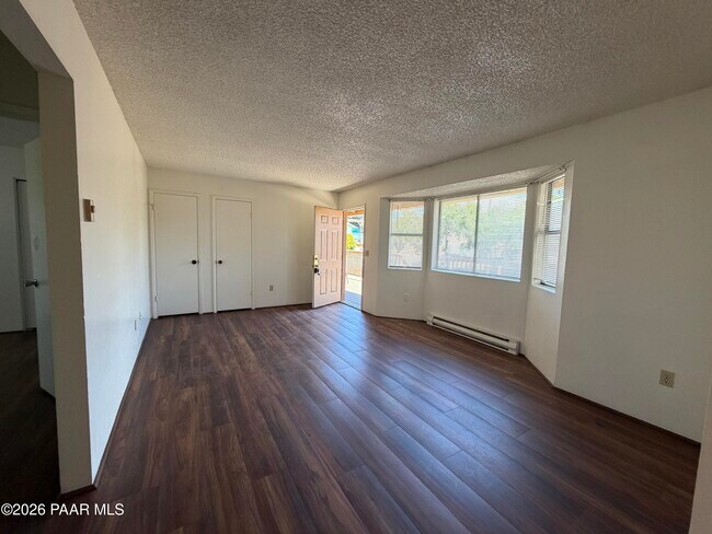 Building Photo - 410 Madison Ave