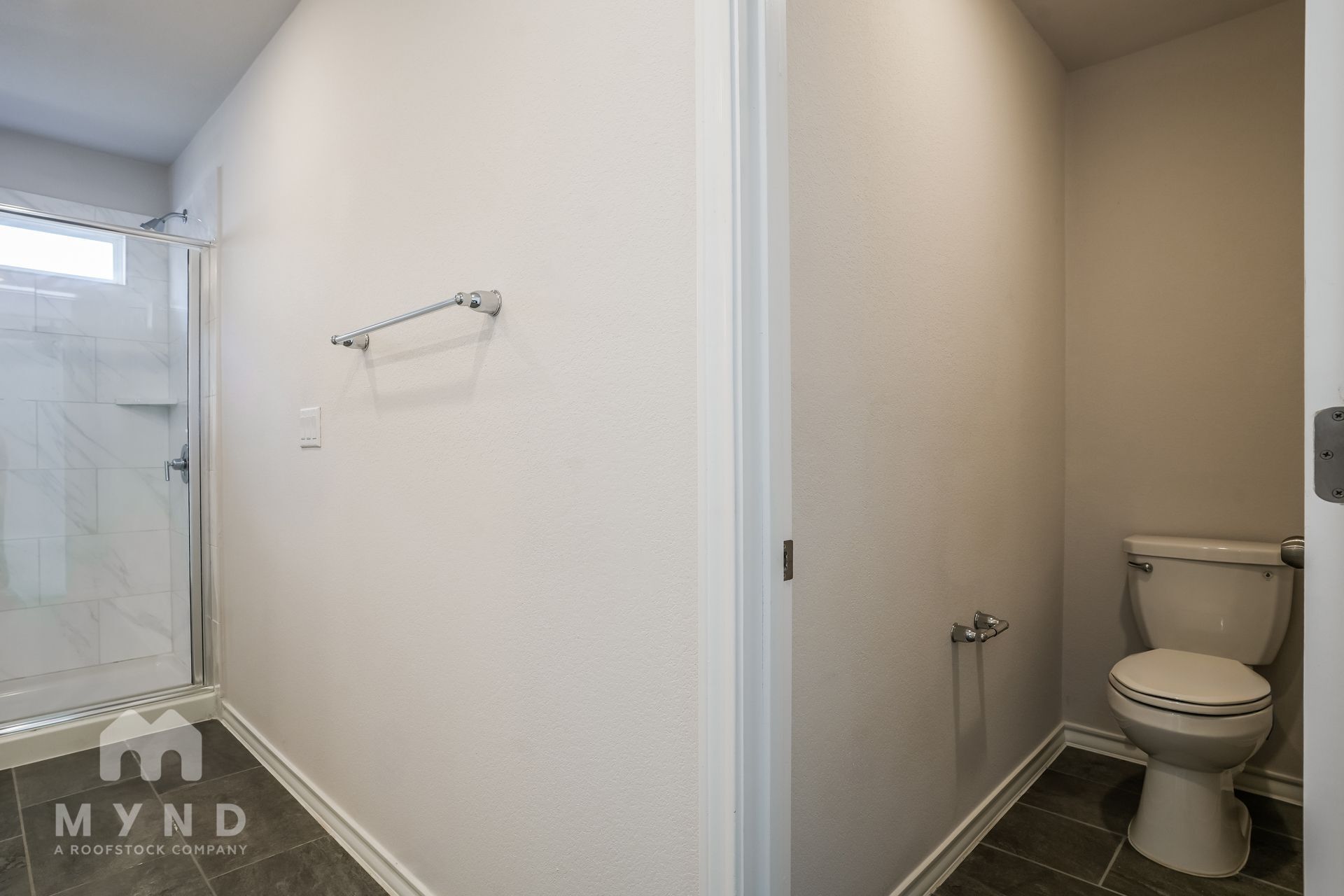 Building Photo - 2909 Salvidar Bend