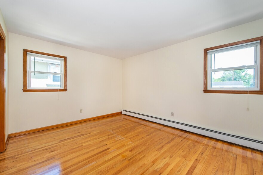 Bedroom - 34 Hilton St