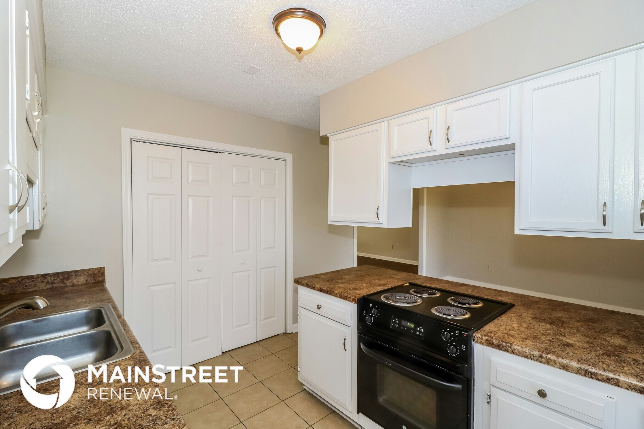 Building Photo - 5948 Hickory Leaf Dr