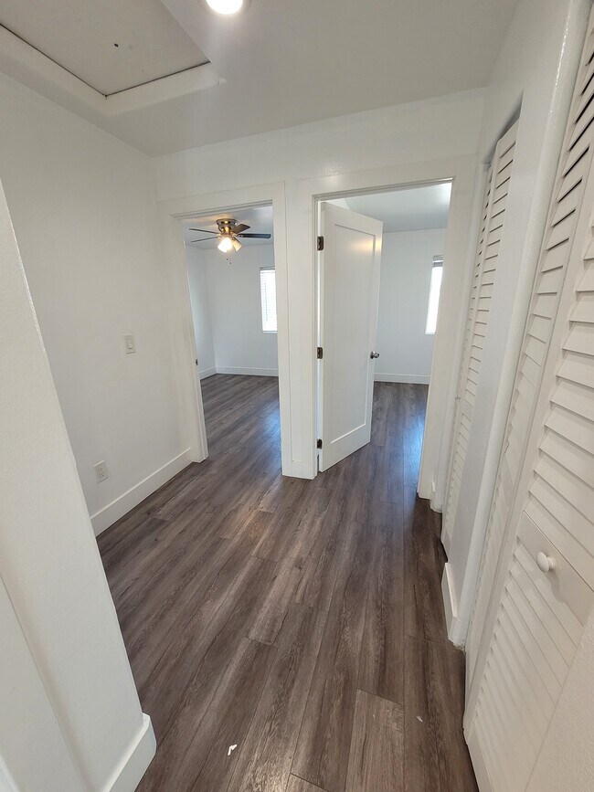 Building Photo - 25207 Frampton Ave