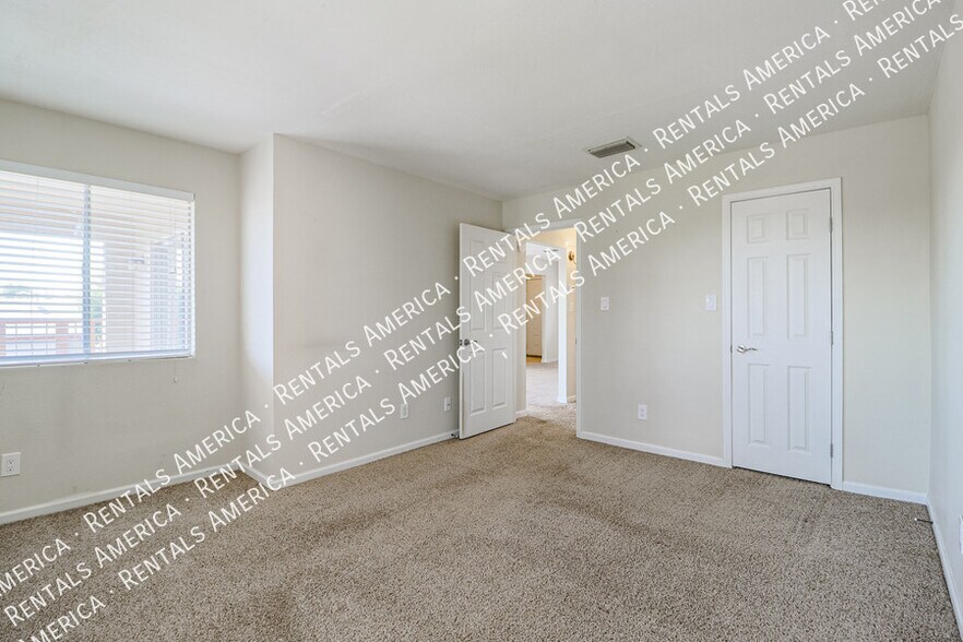 Building Photo - 4354 N 82nd St