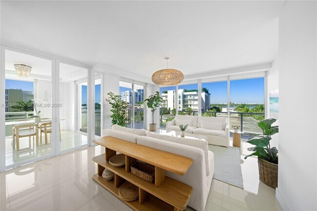 Building Photo - 1150 102nd St