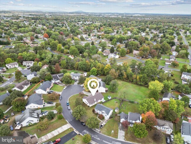 Building Photo - 112 Jefferson Ct