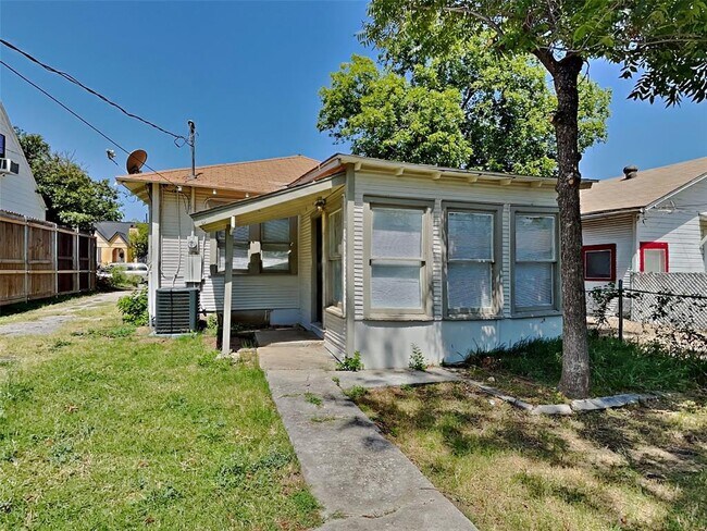 Building Photo - 3613 S Adams St