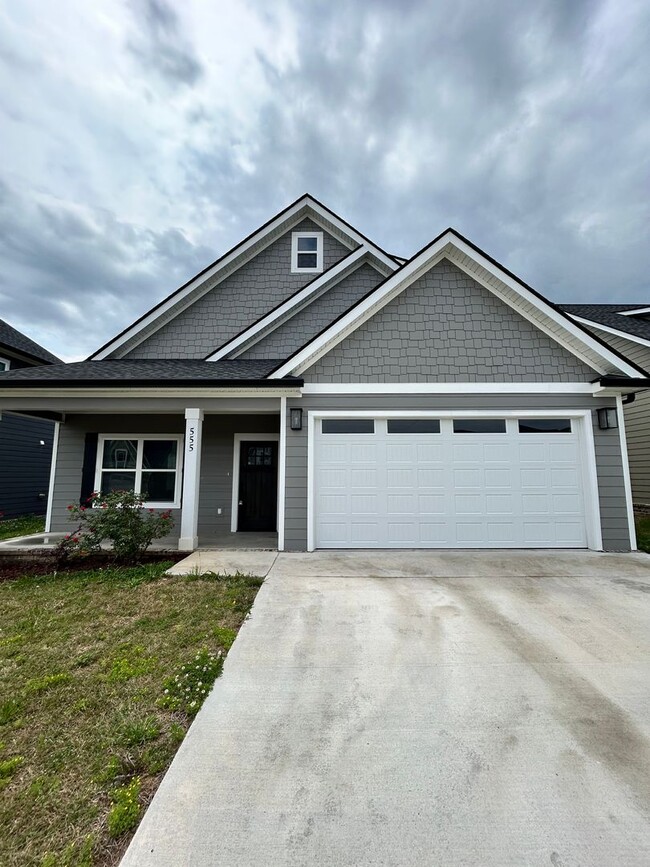 Building Photo - 1/2 OFF FIRST MONTHS RENT! New Build 3 Bed, 2.5 Bath, 2 Car Garage - Community Pool & Walking Trail!
