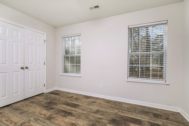 Building Photo - 746 Brewers Glynn Ct