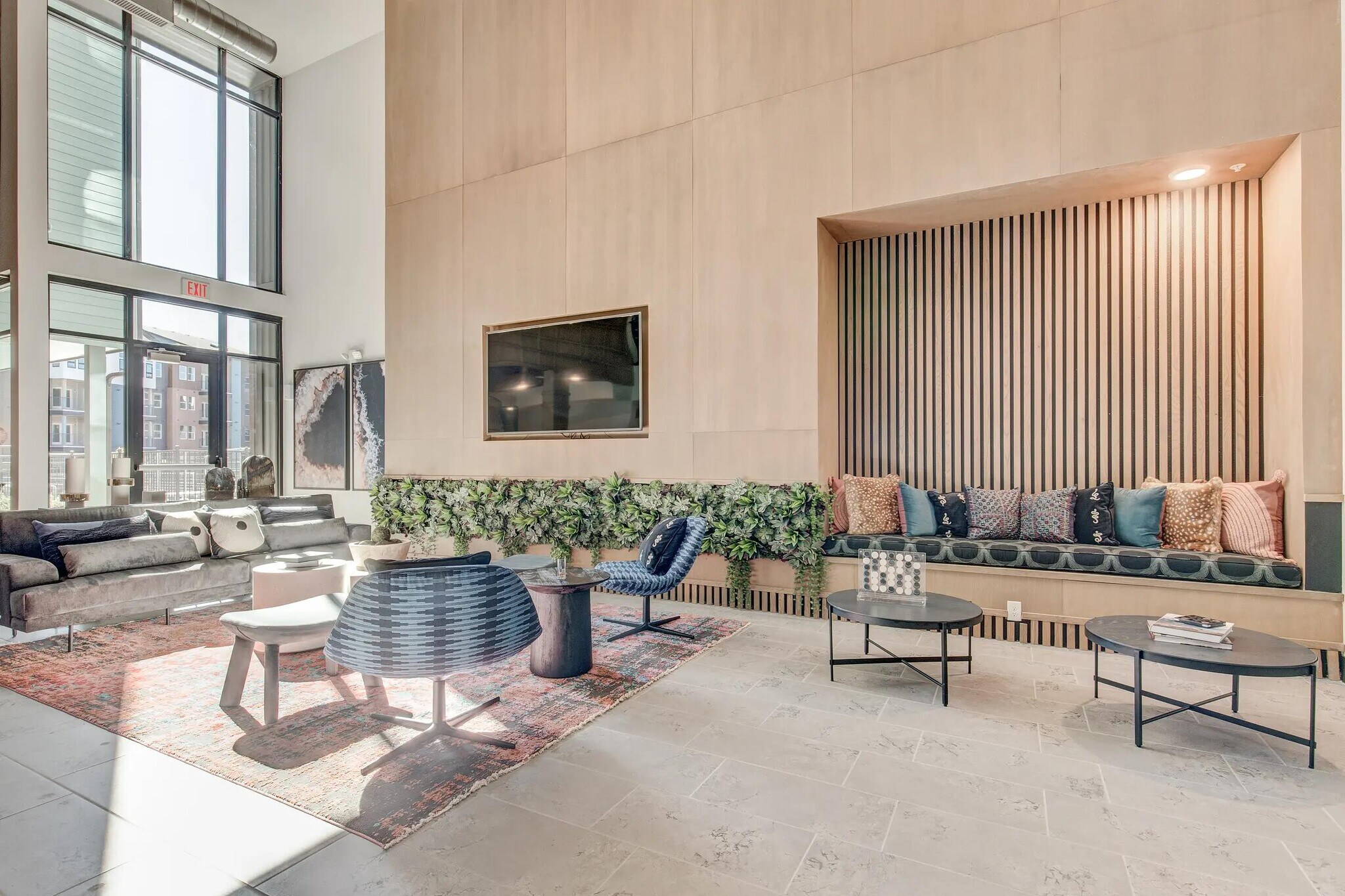 Building Photo - 185 Polaris Pointe