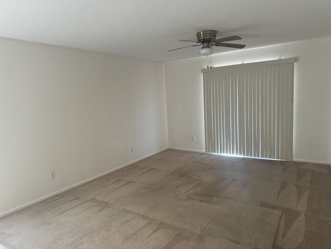 Building Photo - Maricopa 3 bed 2 bath