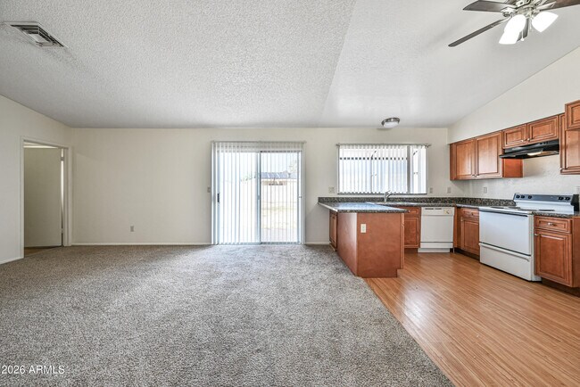 Building Photo - 11102 W Turney Ave