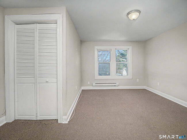 Building Photo - 1440 Wood Ave