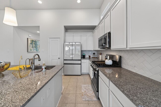 Building Photo - 2456 Solaris Bnd Dr