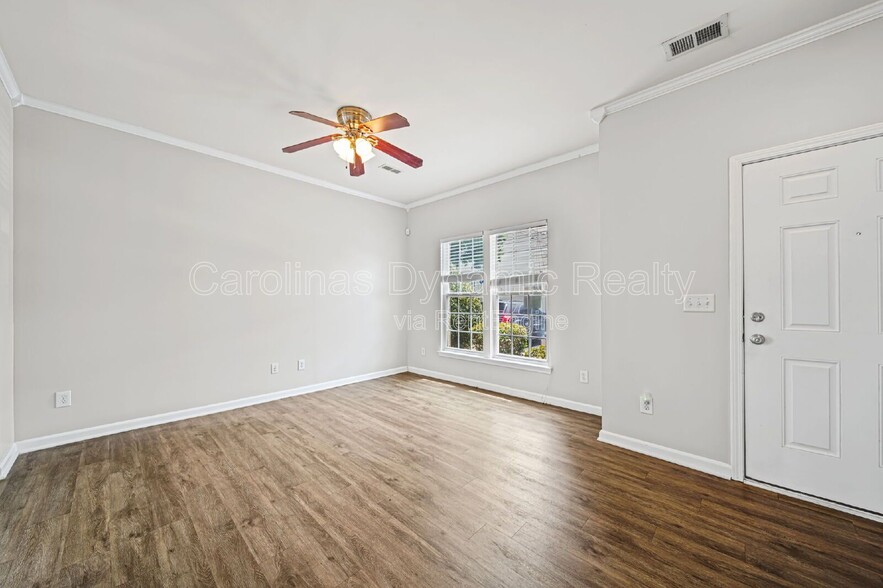 Building Photo - 12439 Blossoming Ct