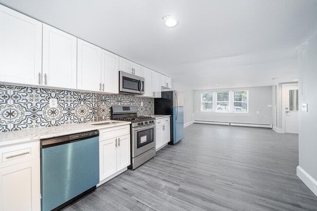 Building Photo - 213 Ogden Ave.